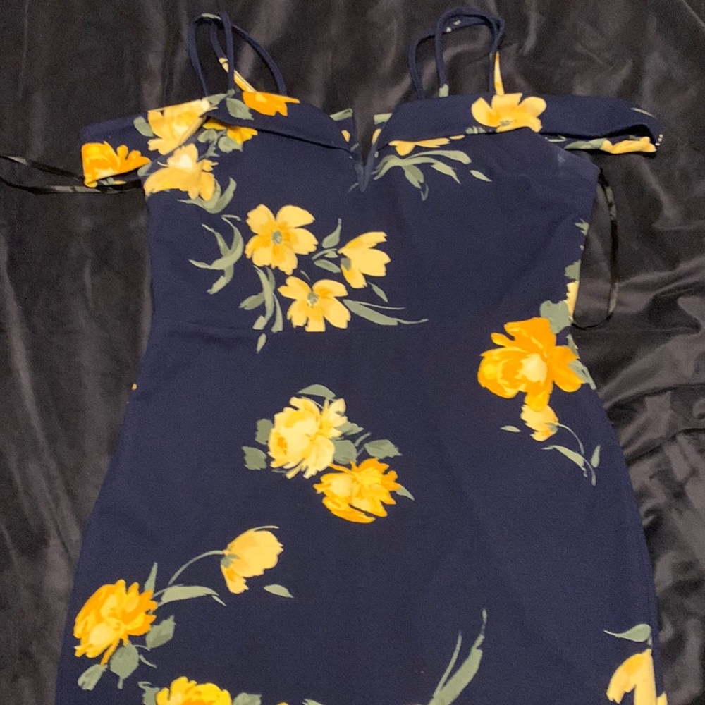 Size 14 navy blue dress with yellow flowers